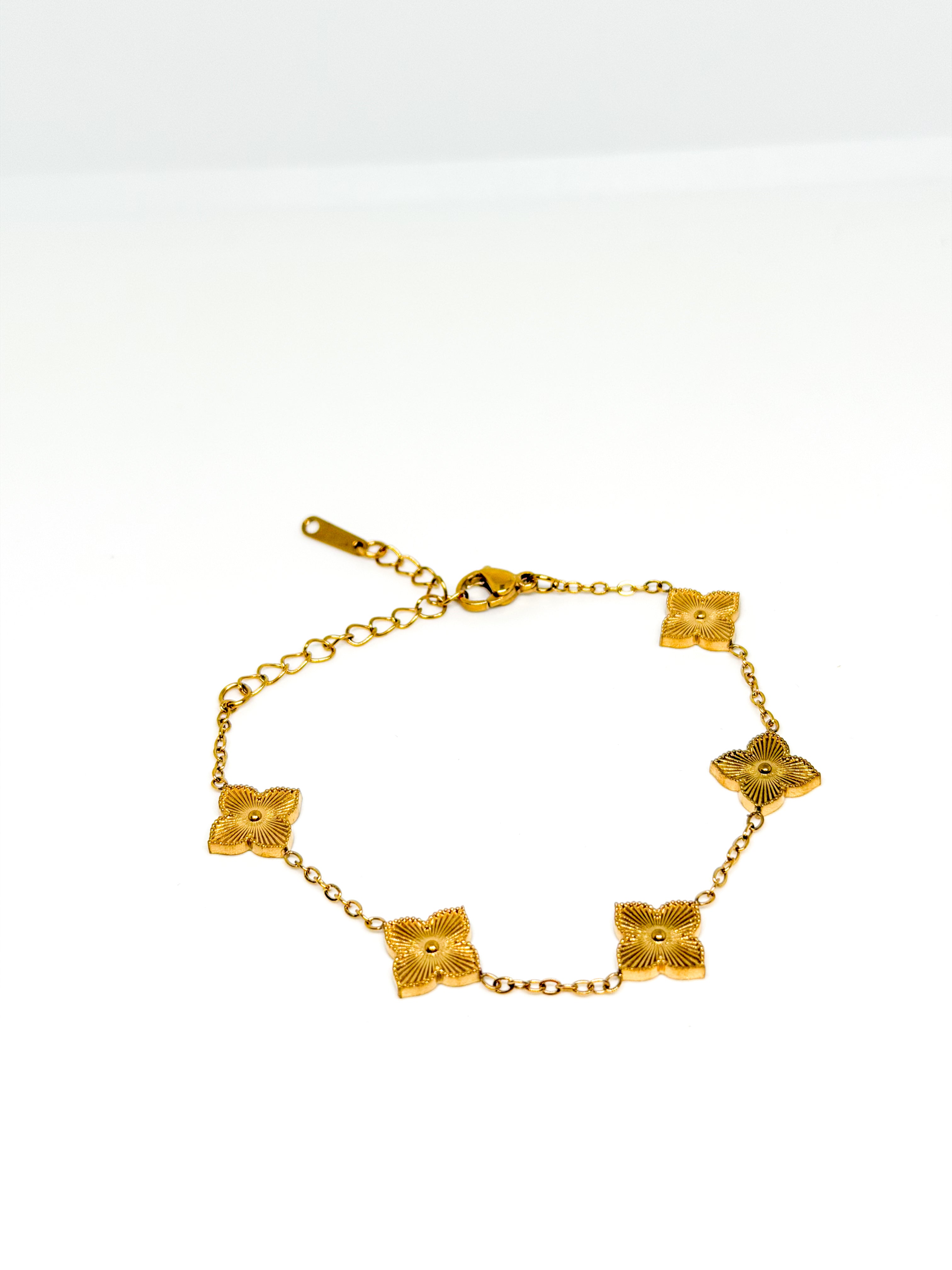 Golden Clover B